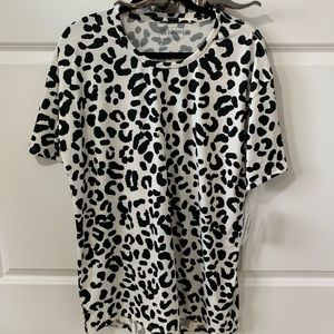 Lularoe Hudson Unisex tee black & white XL